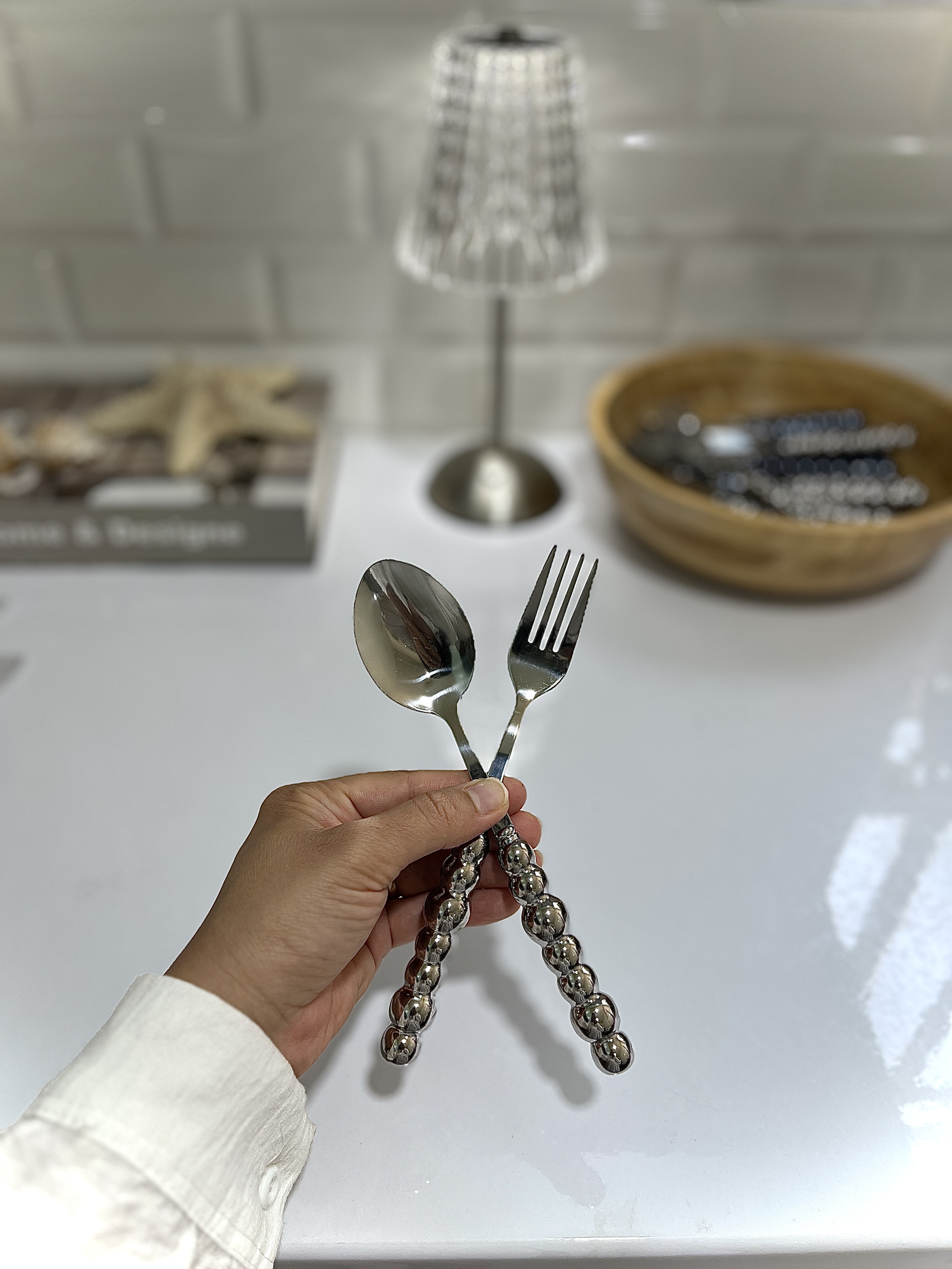 قاشق وچنگال نقره ای